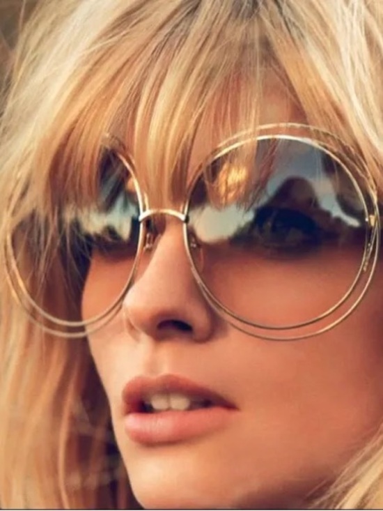 Chloe Accessories - Chloe Round Oversized Sunglasses in Gold, case and cloth included
